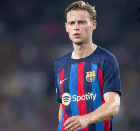 Frenkie told Ten Hak to come to Manchester United
